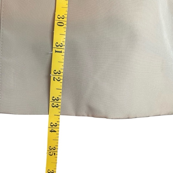 London Fog Women’s Trench Coat Tan Medium 3 Button Spring Rain Casual Neutral - Picture 13 of 13